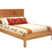 Lynnwood Panel Bed